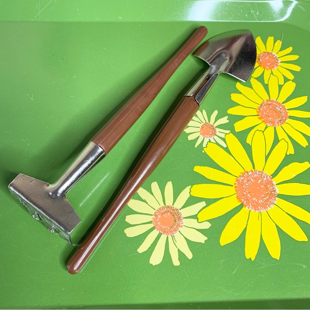 Miniature Rake and Shovel - Picture 4 of 5